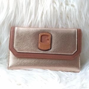 Guess wallet
